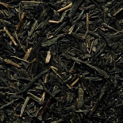 1101 1 Osvěžující zelený čaj Basilur Green Freshness v pyramidových sáčcích – máta, citrusy a elegance v jednom. Dárkové balení 15×2 g.